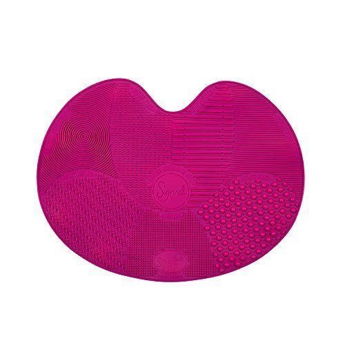 Makeup Brush Cleaners