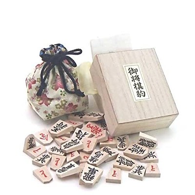 Wooden shogi pieces / Komabukuro's specially bold specially selected sho...