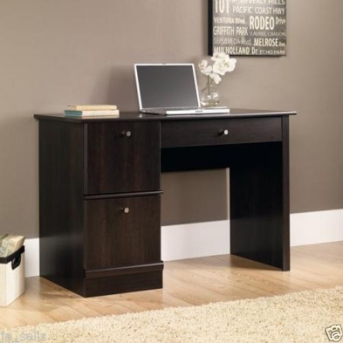 L-Shaped Office Desk Computer Desk with Reversible Storage Rack