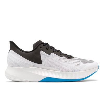 

Женские кроссовки New Balance FuelCell TC, White/black/blue