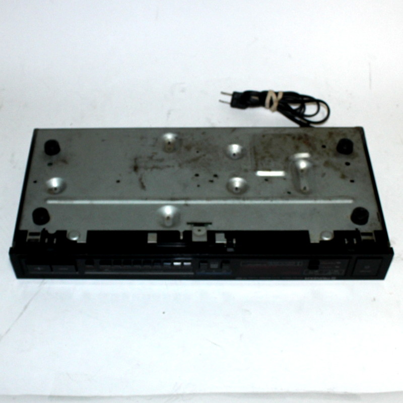 Pioneer Electronics FM/AM Digital Synthesizer Tuner Model TX-1060