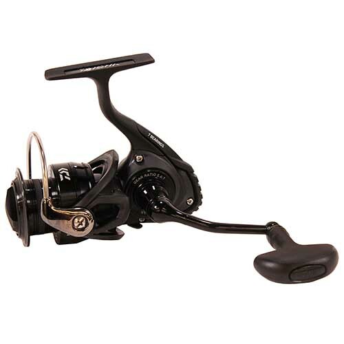 Daiwa Saltist Back Bay LT Spinning Reel 5.6:1 6BB픐 8/170 10/140 STTBB3000LT