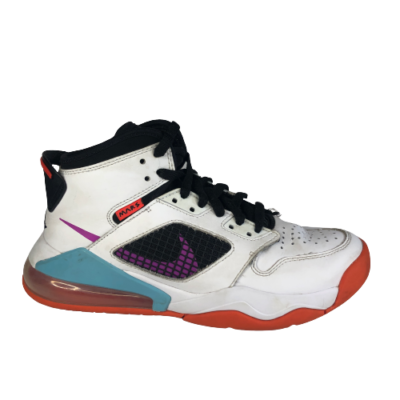 Nike Air Jordan Mars 270 GS White Hyper Violet Basketball BQ6508 102 Youth 5.5 Y
