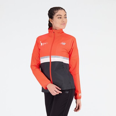

Женская куртка New Balance NYC Marathon, размер , черный