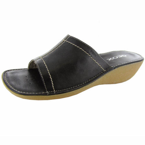 Sandalias de cuero de mujer Geox y Flip Flops