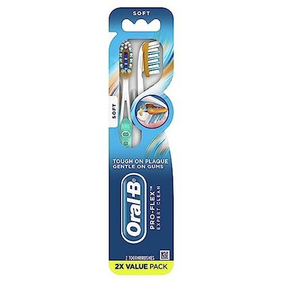 Oral-B Pro-Health Clinical Pro-Flex Toothbrush, Flexing Sides, Soft, 2 Count