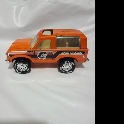 Vintage Nylint Pressed Steel Bass Chaser 80's Bronco Styled Truck Orange 7 '' L 