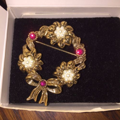 Prendedores y broches Avon Pearl Fashion