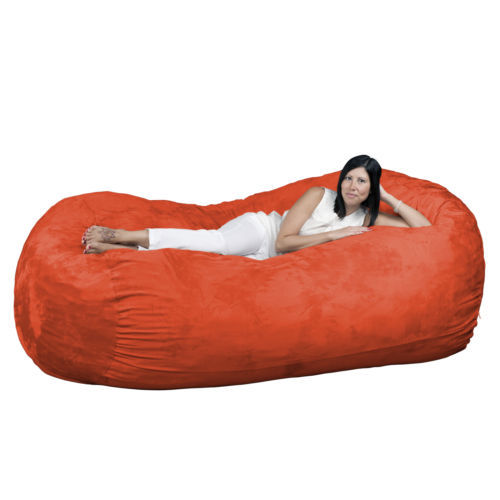 Los niños y adolescentes bolsas de frijol y muebles inflables