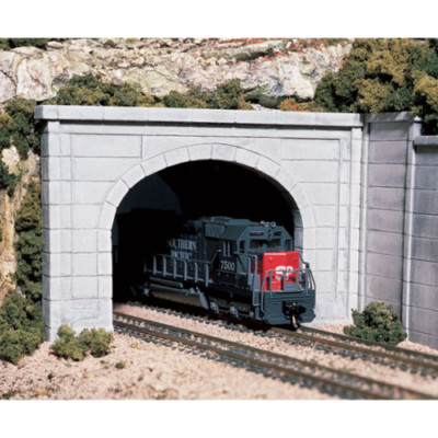 Woodland Scenics ~ HO Scale ~ New Concrete Double Track Tunnel Portal ~ C1256