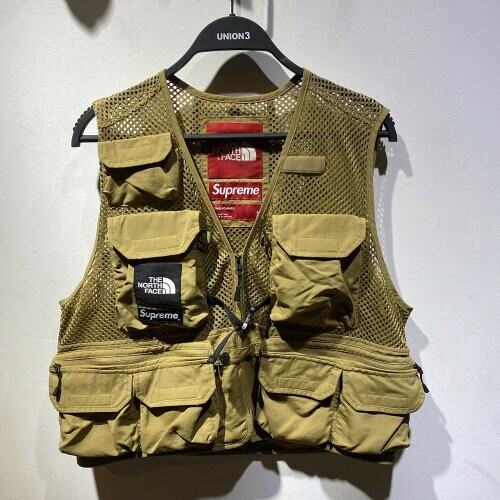 トップス S Supreme The North Face Cargo Vest $_57.JPG?set_id=8800005007