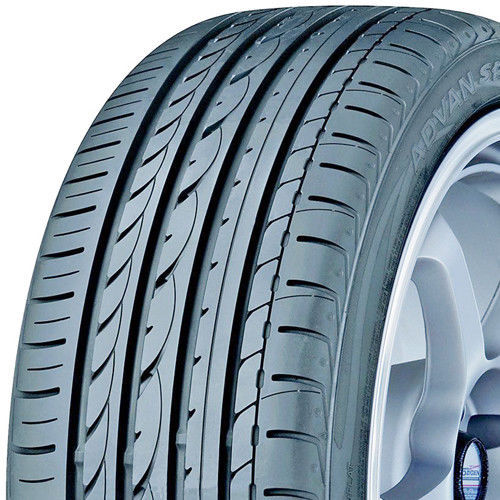 1 Yokohama Advan Sport V105 255/40ZR20XL 101(Y) Tire 2554020 255
