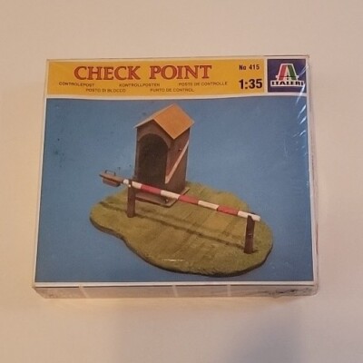 1/35 scale  Italeri Models  Check Point 