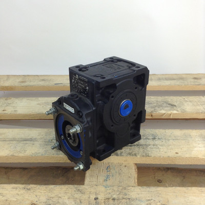 MRCI50UO3AI19,3-SR100 Rossi       Helical gearunit i=19