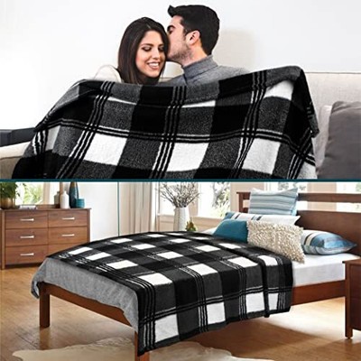 White Black Plush Throw Blanket for Couch, Sherpa Soft Cozy Blanket and Throw...