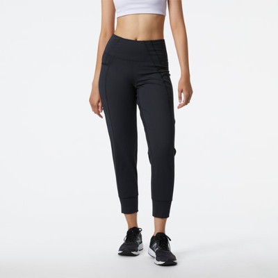 

Женские джоггеры New Balance Shape Shield, Black