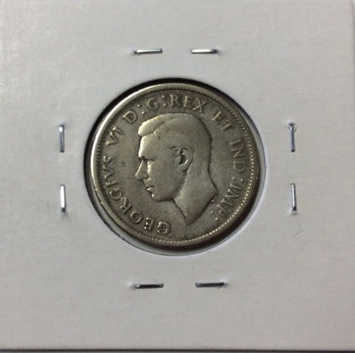 1938 25C Canada Silver 25 Cents in VF Condition