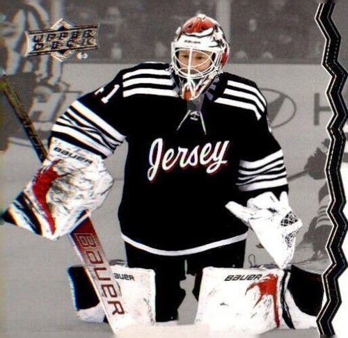 2023-24 Upper Deck Ice - Vitek Vanecek #54