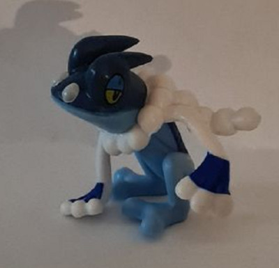 Pokemon Figur: Amphizel / Frogadier