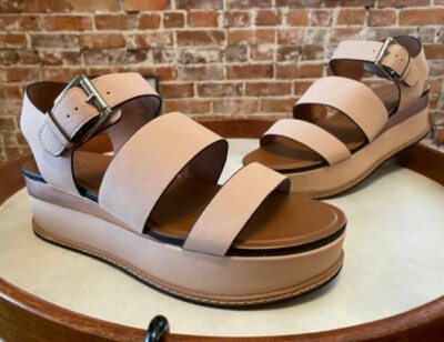 【CELINE】Billie strappy sandal CELINE BILLIE CHUNKY SANDALE IN CALFSKIN AND TEXTILE - | CELINE