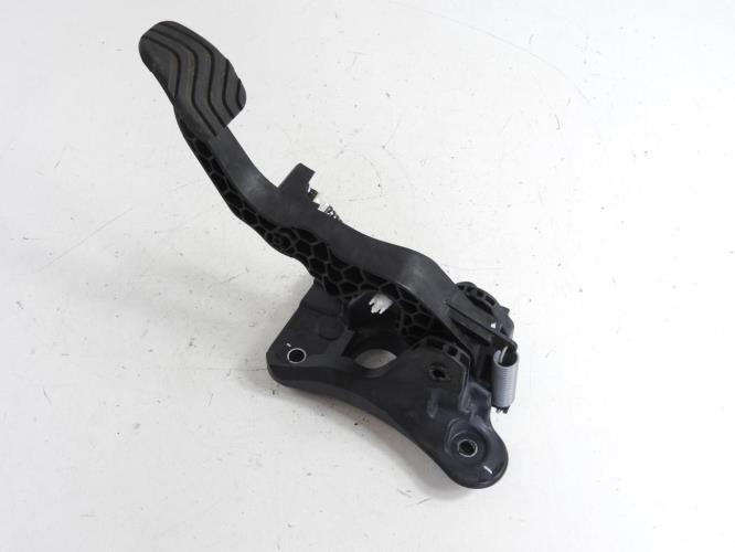 Pedalier D'Embrayage Renault Clio 5 465032747r
