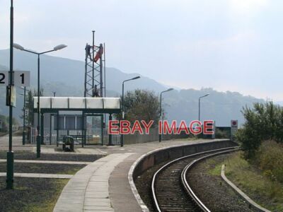 PHOTO  DOVEY JUNCTION STATION PLATFORM 1. THE 'BRANCH' PLATFORM FOR THE ROUTE TO