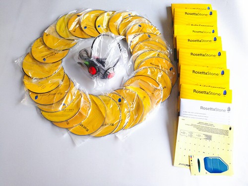 Rosetta stone Spanish:26 DVD -Brand new Sealed box-Free distribution