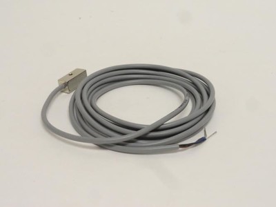 187903 New-No Box; Baumer IFFM08P1703/01 Inductive Proximity Sensor; 10-30VDC