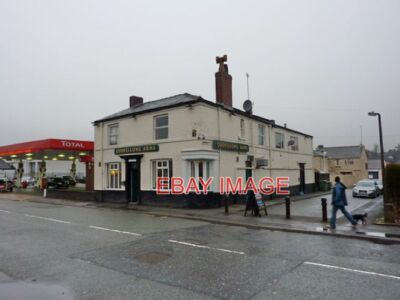PHOTO  ODDFELLOWS ARMS OLDHAM ROAD MIDDLETON 2010