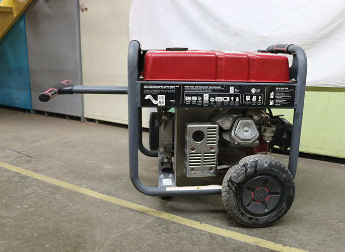 Used 7000 watt Briggs & Stratton 030663 Generator
