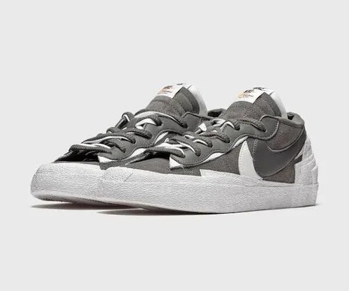 $120 2021 NIKE AIR SPORTSWEAR BLAZER LOW SACAI IRON GREY