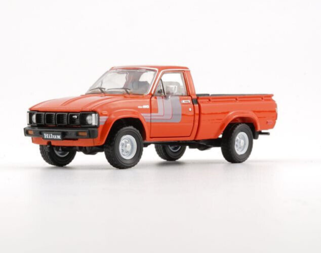トヨタ ミニカー HILUX ② 楽天市場】トヨタ特注 1/30 新型 トヨタ ハイラックス カラー