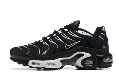 Brand New Nike Air Max Plus TN Men's black and white Air cushion shoe