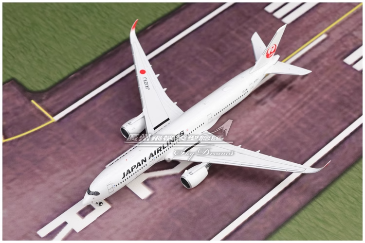 1:400 JC Wings JAPAN AIRLINES AIRBUS A350-900 Passenger 1:400 JC Wings JAPAN AIRLINES AIRBUS A350-900 Passenger
