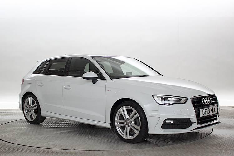 2013 (13 Reg) Audi A3 2.0 TDi 150 SLine Sportback Glacier White 5