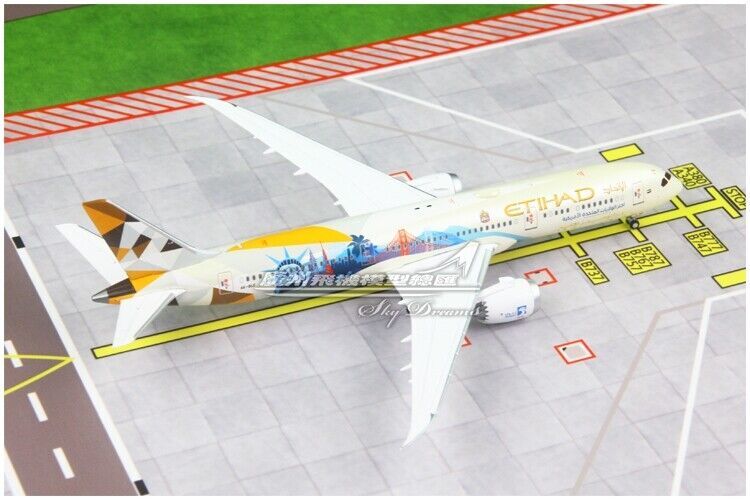 1:400 JC WINGS ETIHAD AIRWAYS BOEING 787-9 Passenger Aircraft