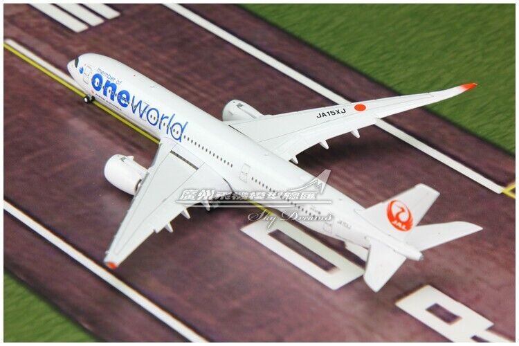 1:400 JC Wings JAPAN AIRLINES Oneworld A350-900 Airplane