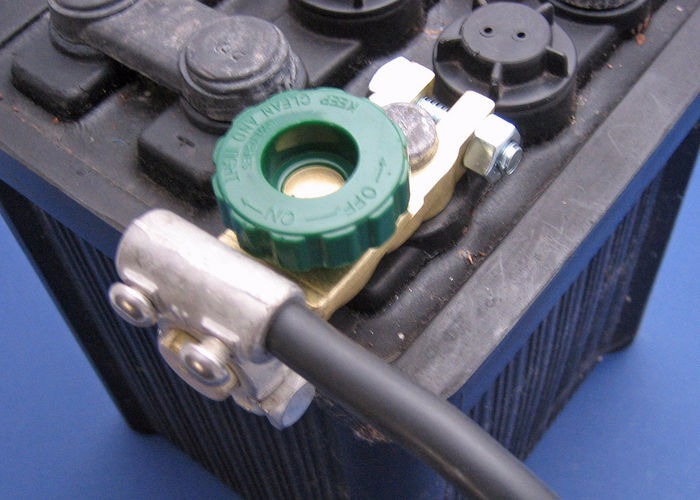 QUICK DISCONNECT BATTERY TERMINAL in StokeonTrent, Staffordshire