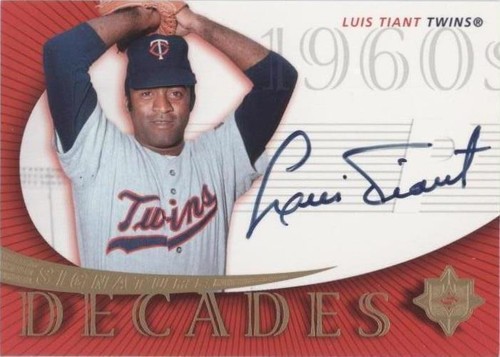 2005 Ultimate Signature Edition - Luis Tiant #SD-LT