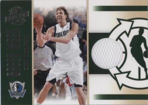 2010-11 Panini Season Update - Dirk Nowitzki #10