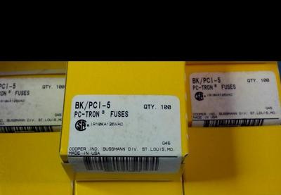 LOT OF (100) NEW BUSS FUSES BK/PCI-5 125VAC/250VDC 5A Non-Time Delay LEADED FUSE