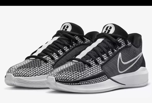 NIKE ウィメンズ SABRINA 1　本日限定値下げ NIKE SABRINA 1 TB WOMENS BASKETBALL SHOES SIZE 5 BLACK WHITE