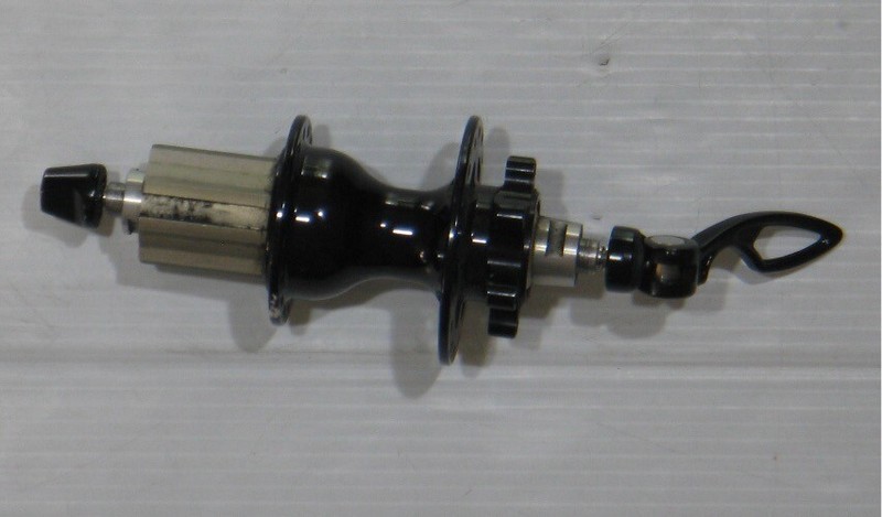 VELOCITY ROAD HUB REAR Shimano/SRAM  32 Hole W/ Skewer Race 