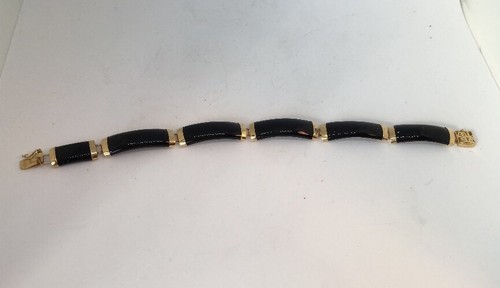 14k YG Chinese Export Onyx And Gold Bracelet