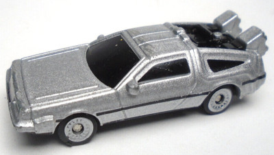 JADA TOYS TIME MACHINE BACK TO THE FUTURE DELOREAN SILVER MINI 1 5/8'' MICRO CAR