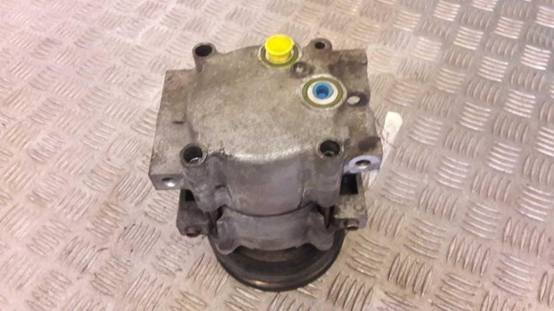 Compresseur Clim Ford Fiesta 4 Phase 2 1405817