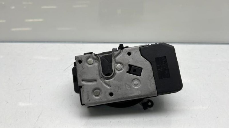 Serrure Avant Droit Renault Trafic 2 Phase 2 8200042171