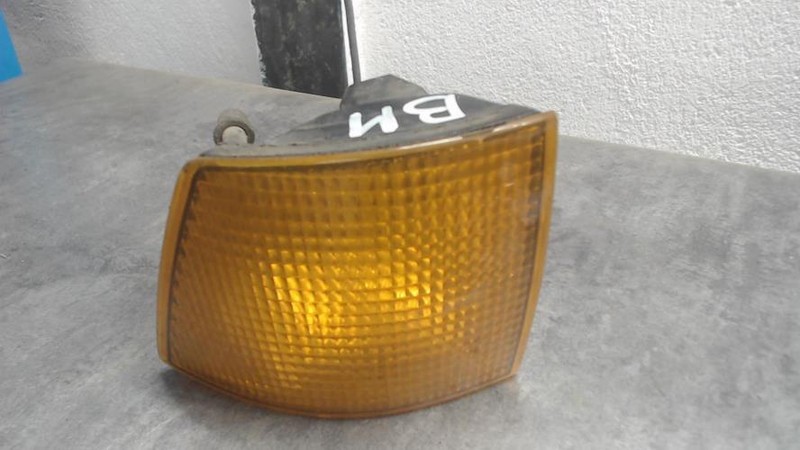 Optique Avant Secondaire Droit (Feux)(Clignotant) Bmw Serie 7 E32 63131374012