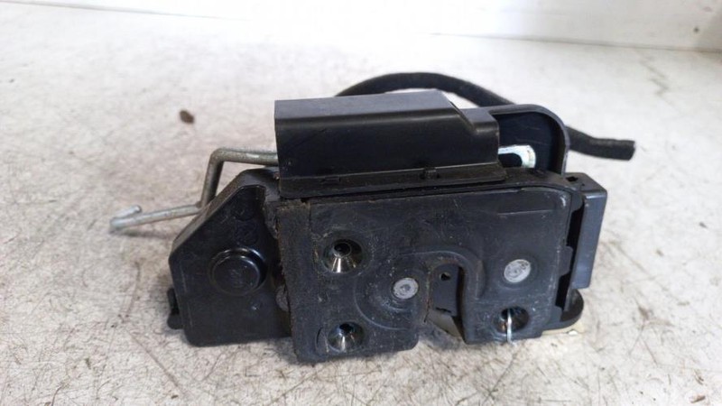 Serrure Arriere Droit Hyundai Getz Phase 2 814201c021