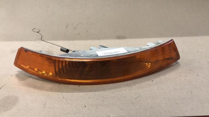 Optique Avant Secondaire Droit (Feux)(Clignotant) Renault Trafic 2 8200007030